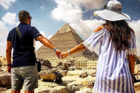 TOUR TO PYRAMIDS & THE EGYPTIAN MUSEUM